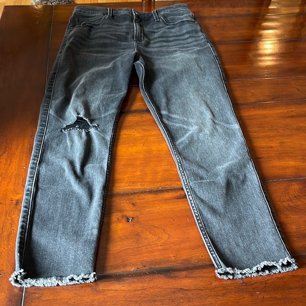 Abercrombie in Fitch ankle Jean high-rise curve love size 10 regular. Like new.